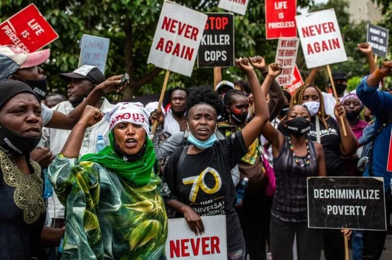 Kenya police camp set on fire over 'harassment'