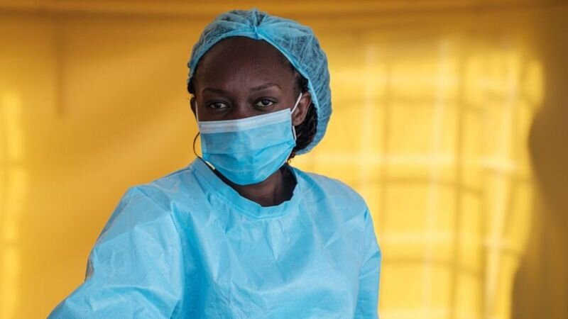 Coronavirus: Kenya doctors' fury over Covid-19 deaths