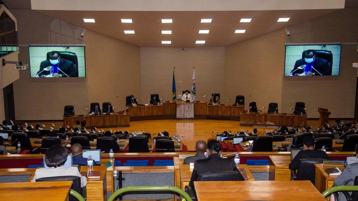 Rwanda’s parliament approves deal for RwandAir to fly to five new routes