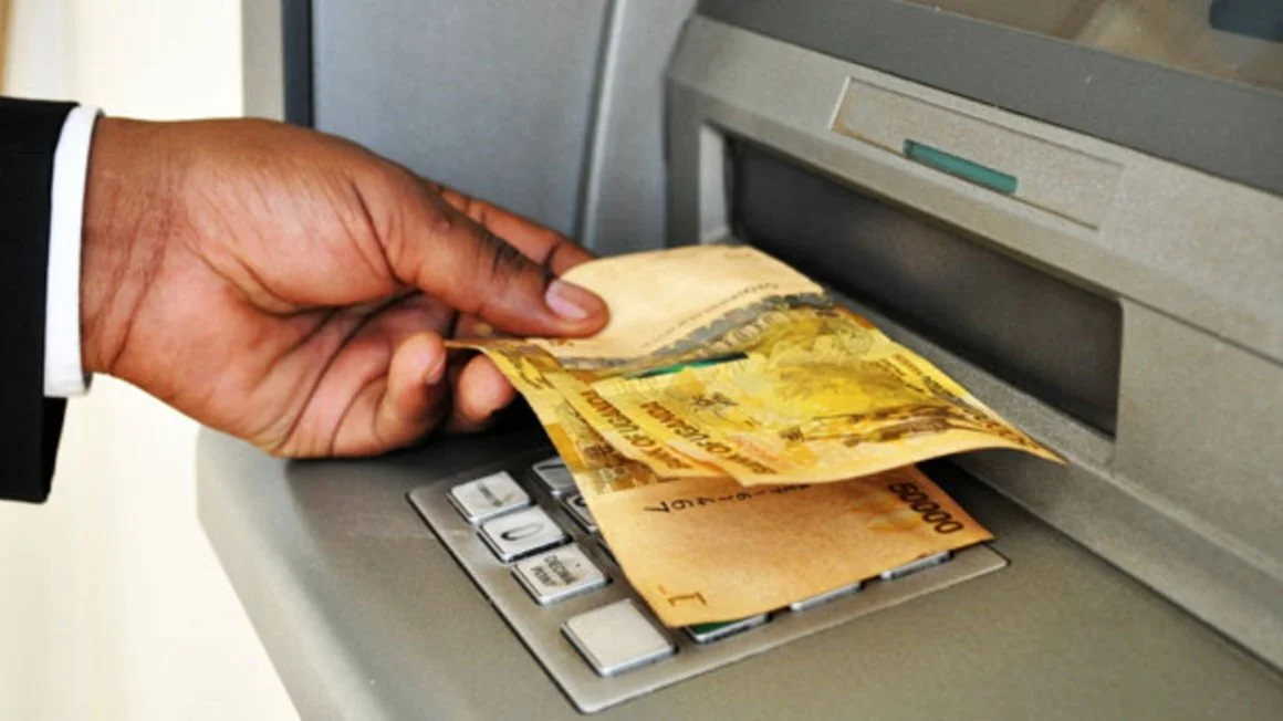 Uganda: Govt seeks to tax cash withdrawals from banks
