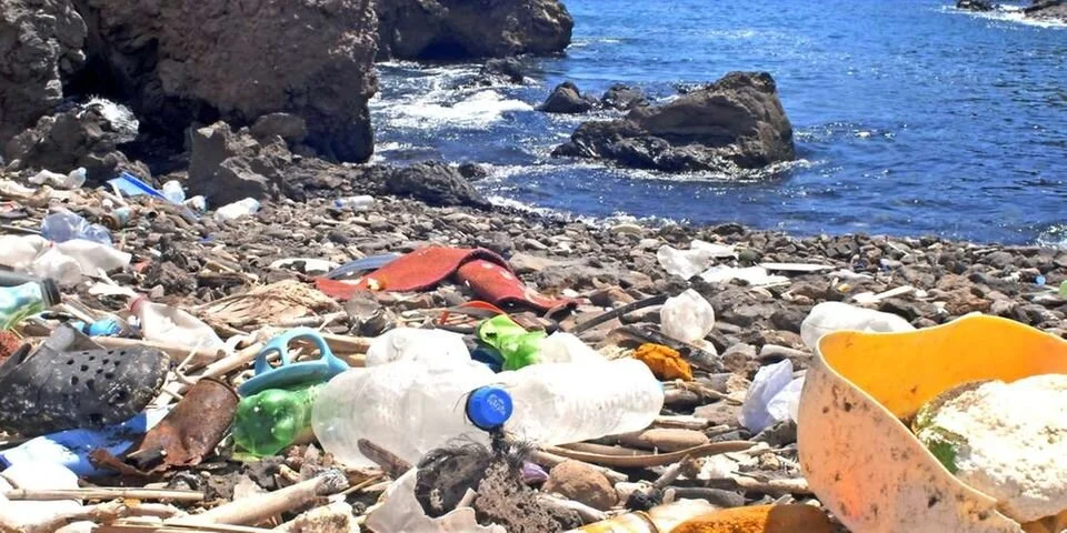 Kenya: Call for ban on plastic bottles as oceans choke on pollution