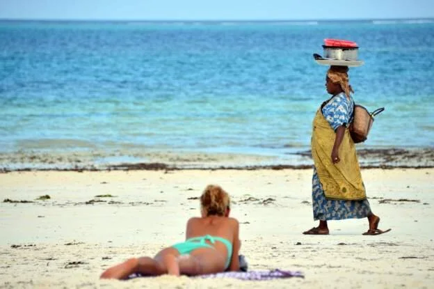 Zanzibar to fine 'indecently dressed tourists'