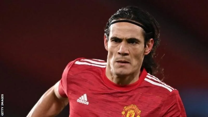 Edinson Cavani: Manchester United striker 'not comfortable' in England, says father