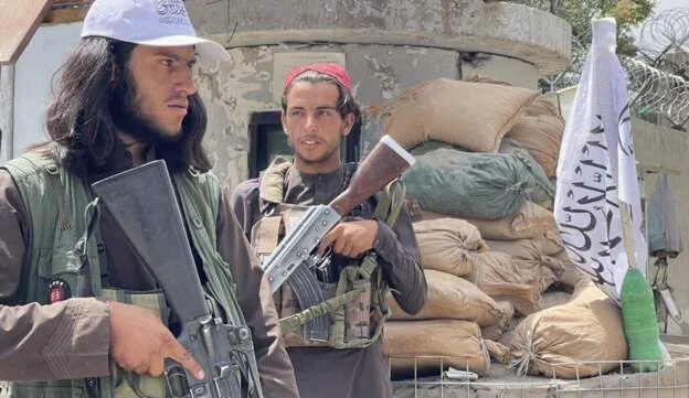 First Kenyans evacuated from Afghanistan