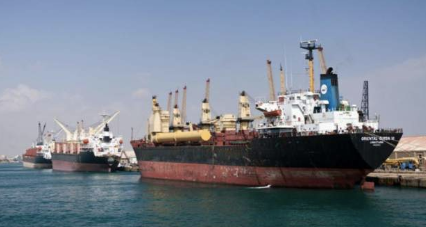 Sudan short of essentials after port blockade