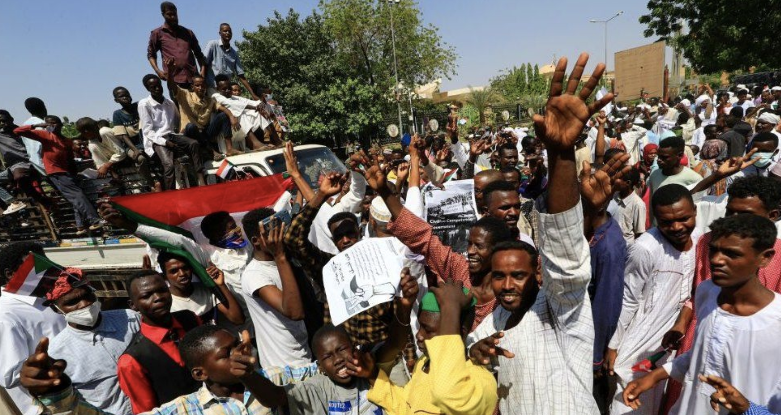 Sudan: Protesters demand military coup as crisis deepens