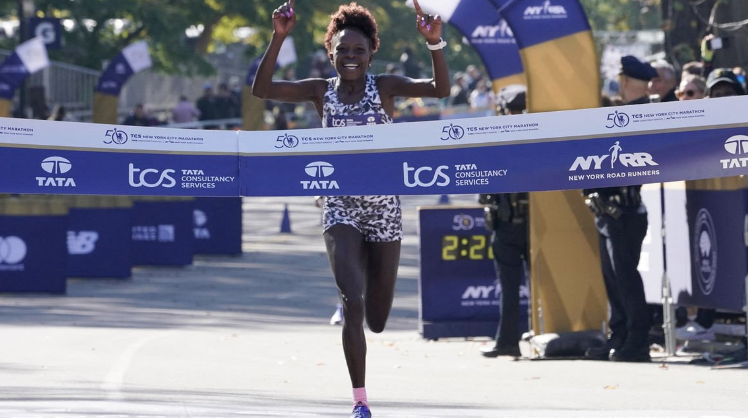 Kenyan double as Korir, Jepchirchir rule New York Marathon