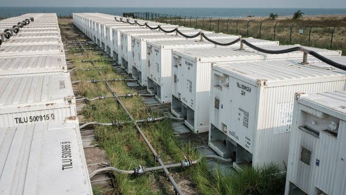 Total gives green light to $10bn Uganda oil project