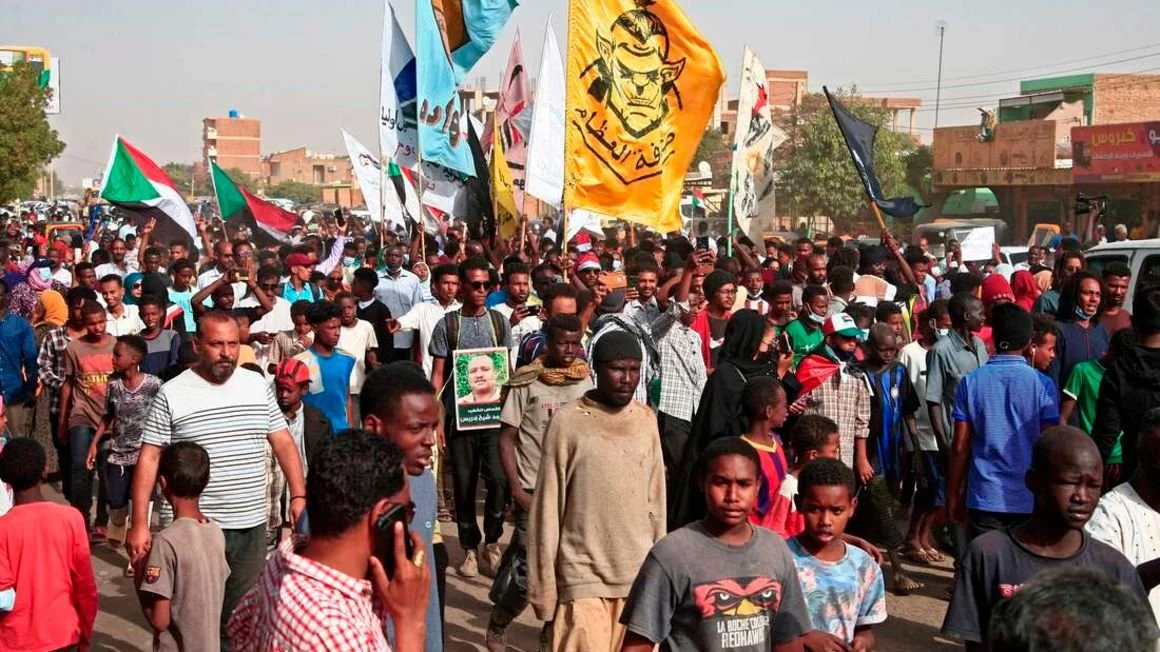 Protester killed in Sudan crackdown on anti-coup rallies