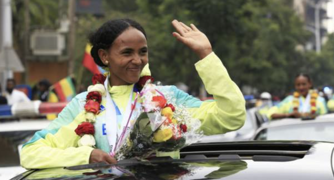 Ethiopian athletes return to heroes' welcome