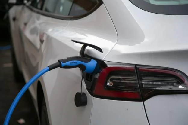 Kenya plans nationwide electric-car charging stations 