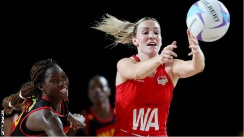 Commonwealth Games: England beat Uganda 56-35 to advance to netball semi-finals 