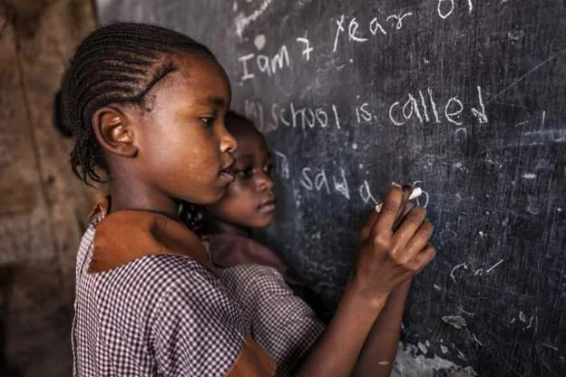 Kenya minister sorry for abrupt school closures 