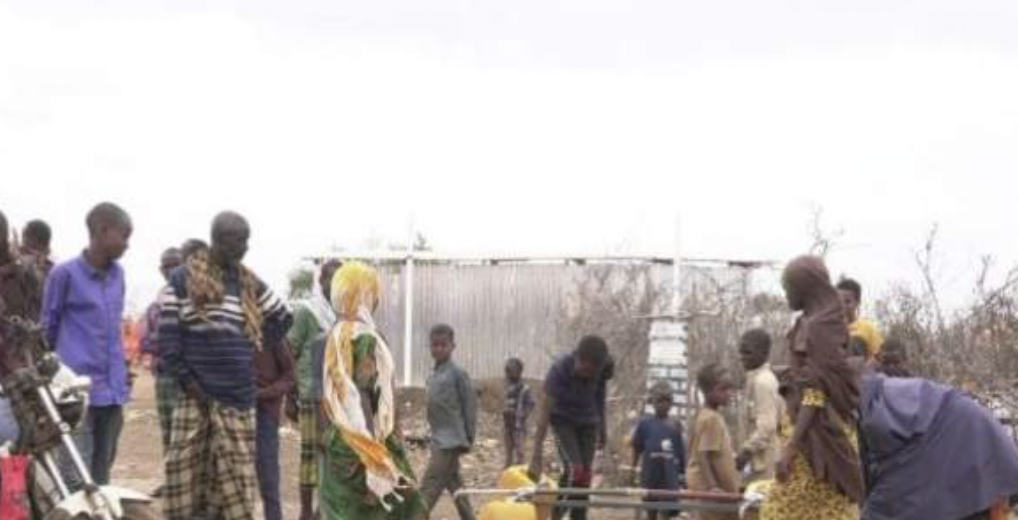 Famine knocking on Somalia's door, UN warns
