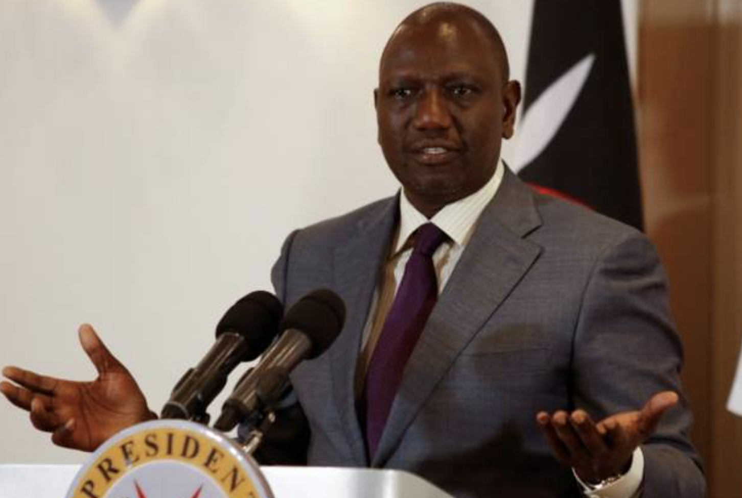 Kenya's president disbands 'killer police squad'