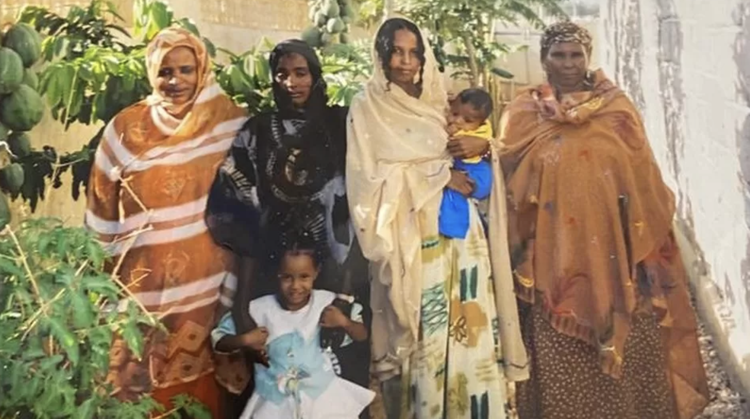 Cost of living: Somali community struggles to send money abroad