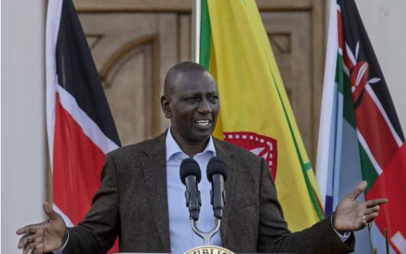 Kenya admits cash crunch as workers threaten strike