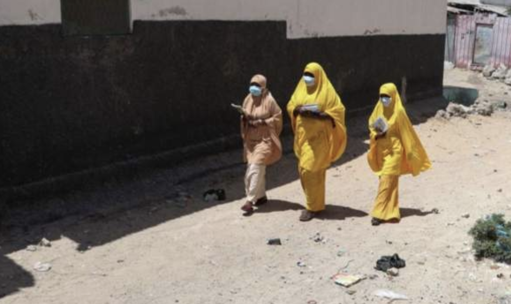 Somalia bans use of face masks in capital over security fears