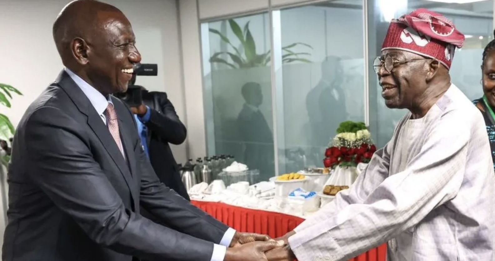 William Ruto and Bola Tinubu: Africa's 'flying presidents' under fire