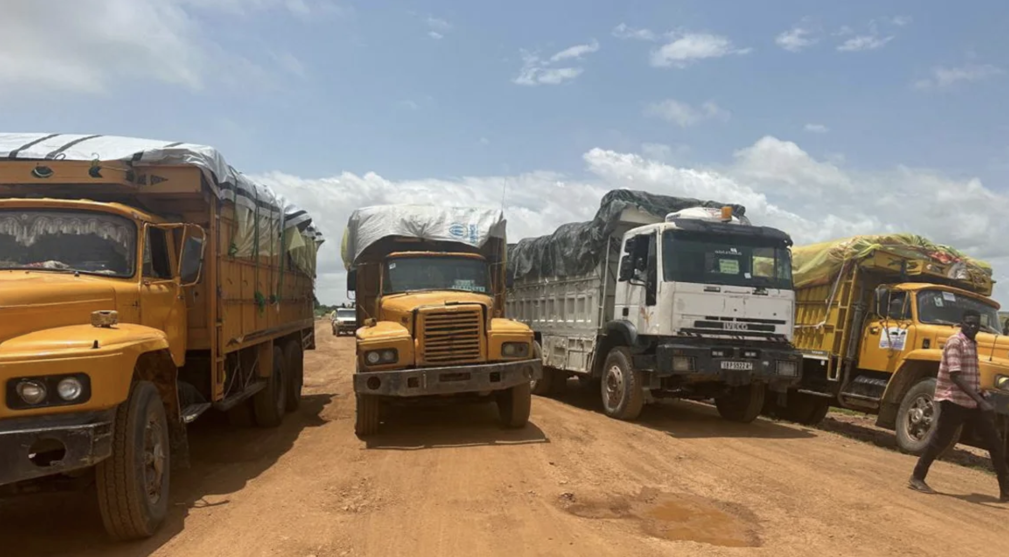 Humanitarian aid resumes in Sudan’s war-torn Darfur after 6-month border closure