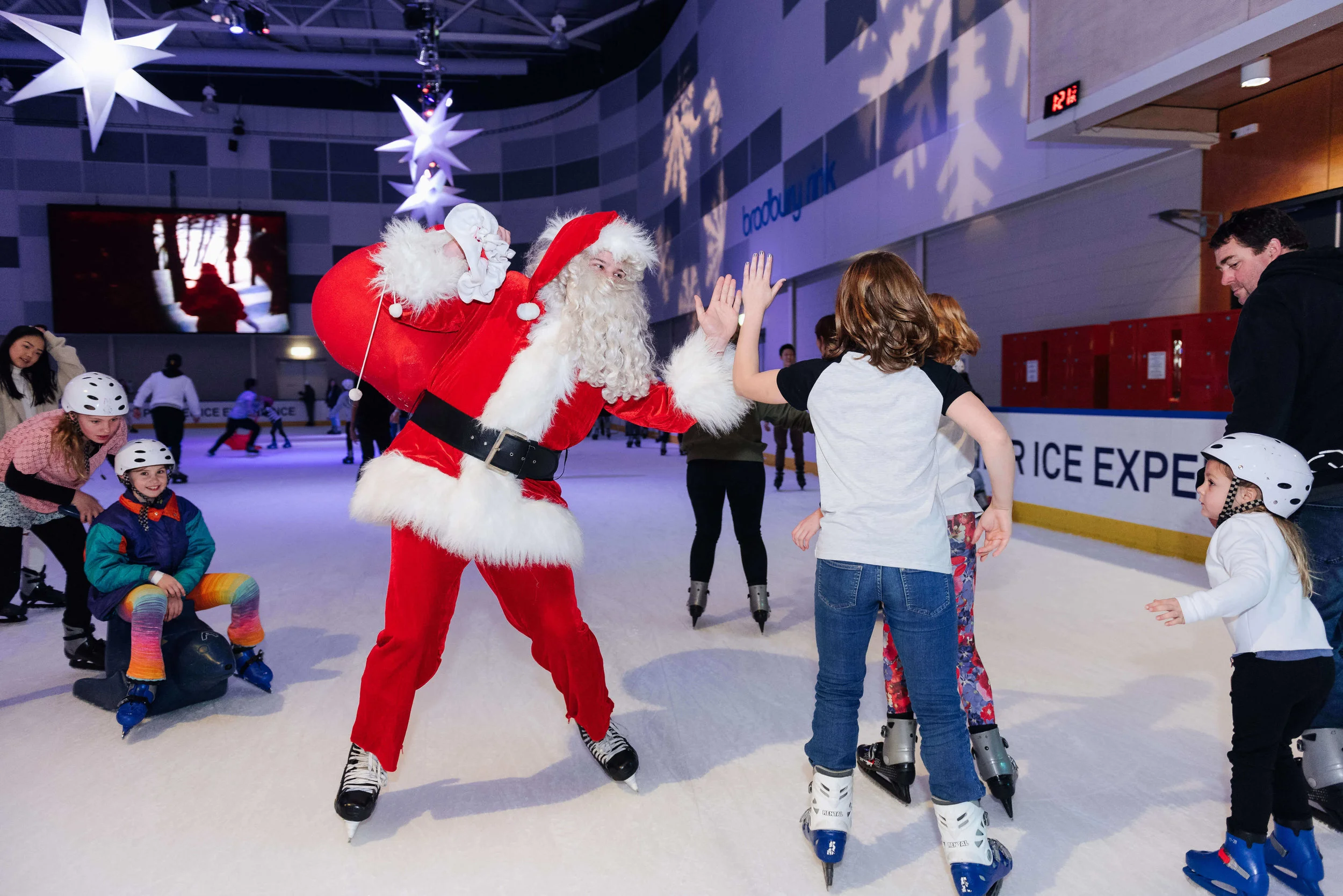 20170714_Santa On Ice_By Simon Shiff-90 (1).jpg