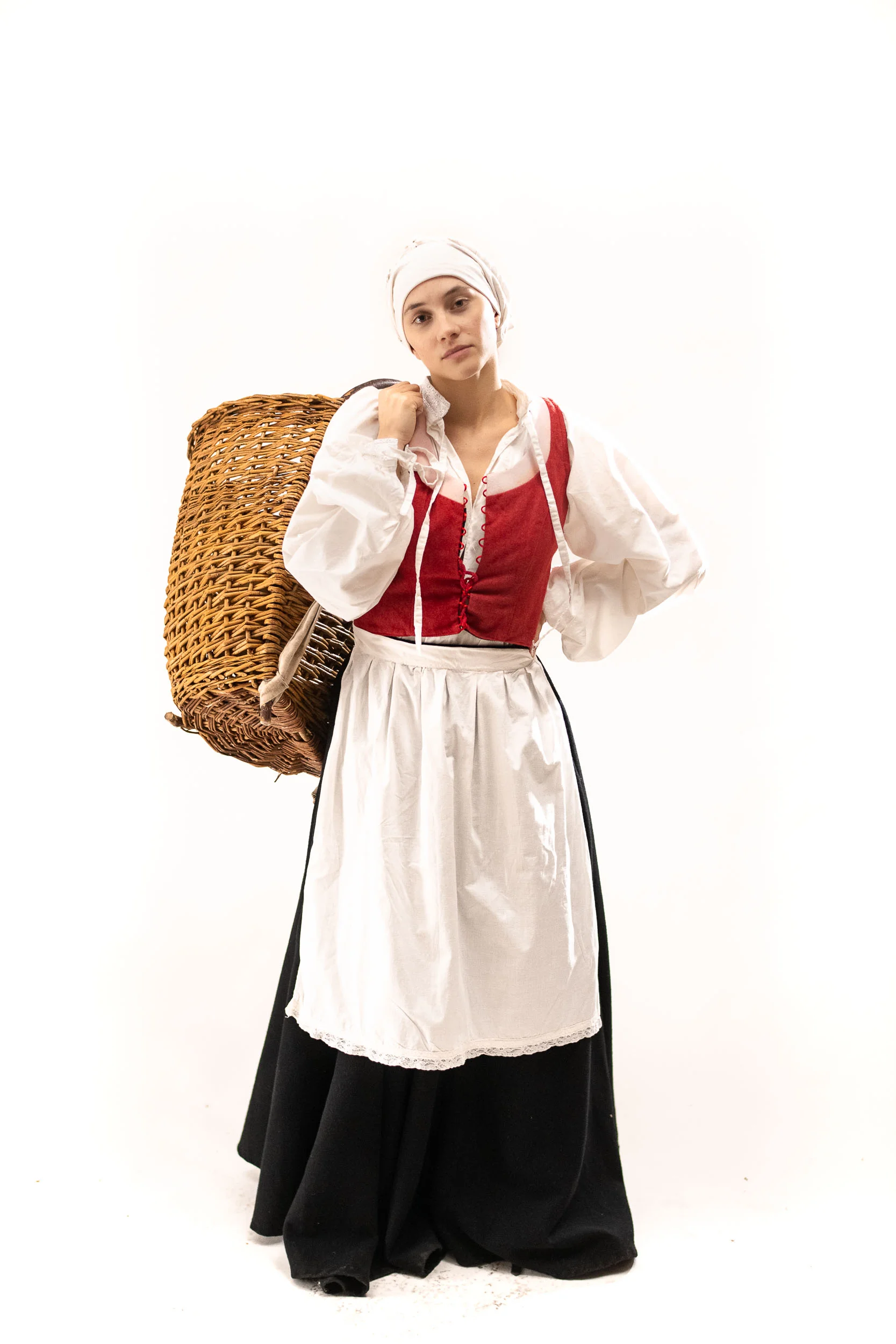 zensk%C3%BD%20pracovny%2016.%20storocie%209.jpg