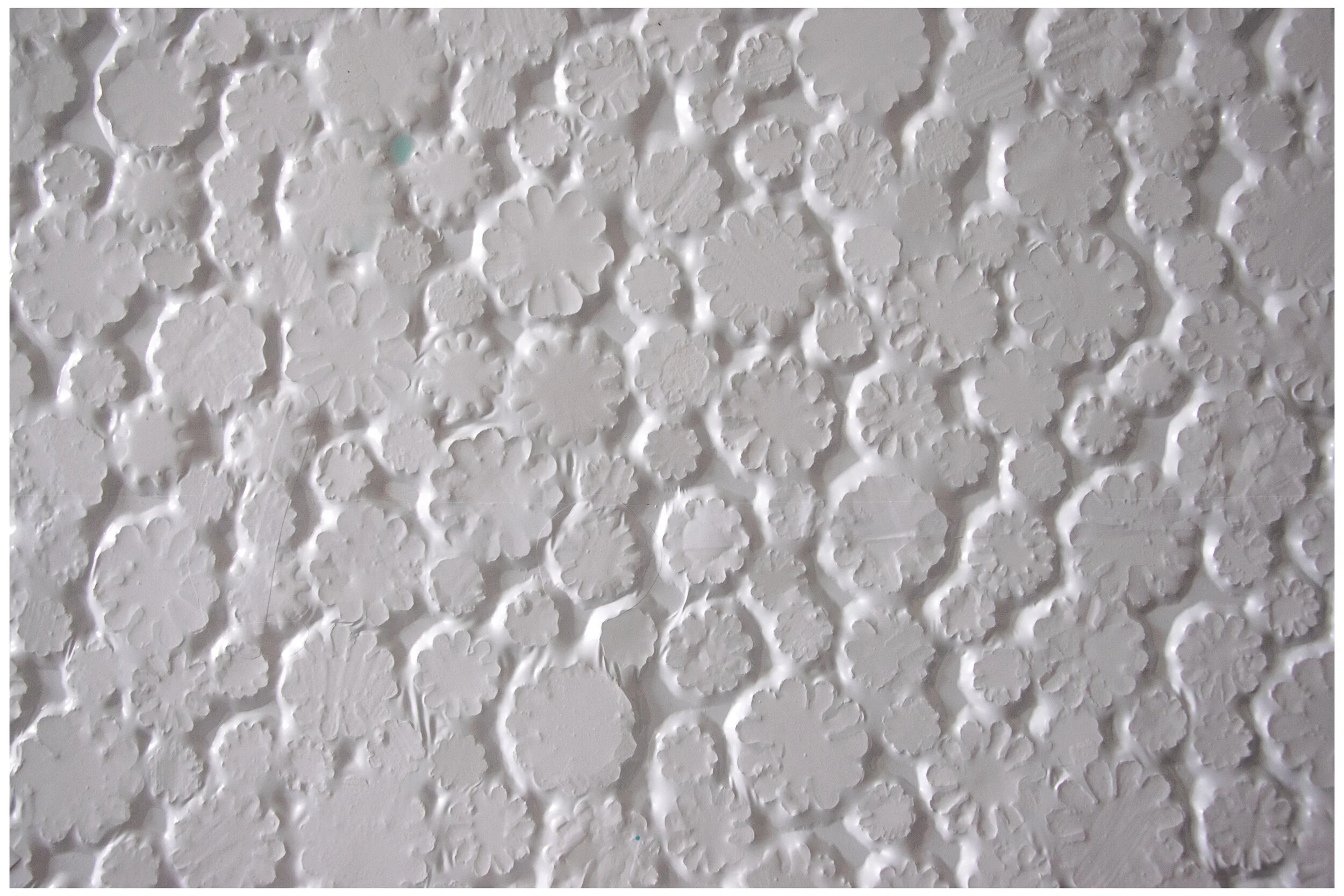 Untitled,  plaster and plastc sheet, 60 cm x 90 cm. 2020