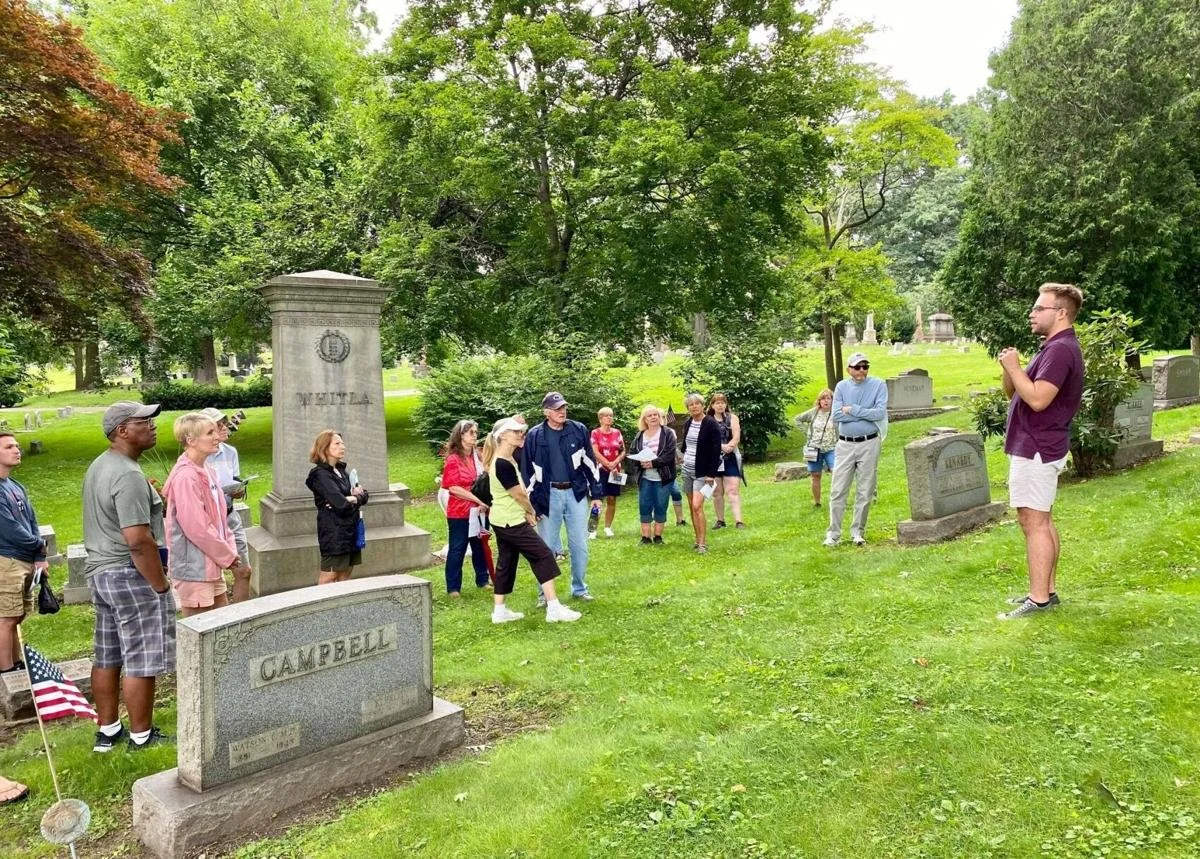 Oakwood Cemetery tour to feature the famous and infamous
