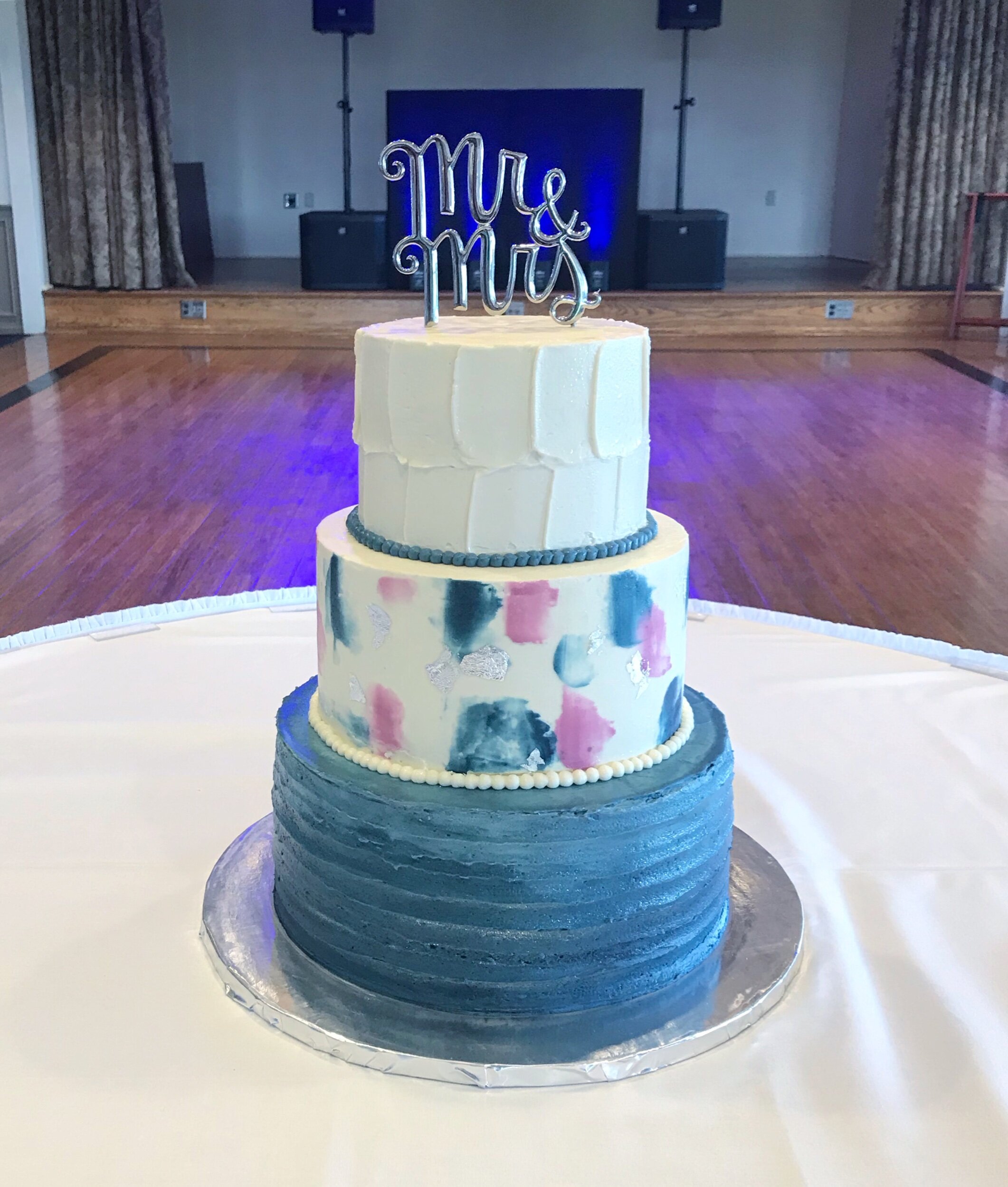 Dusty Rose Accent & Blue Ombre Wedding Cake