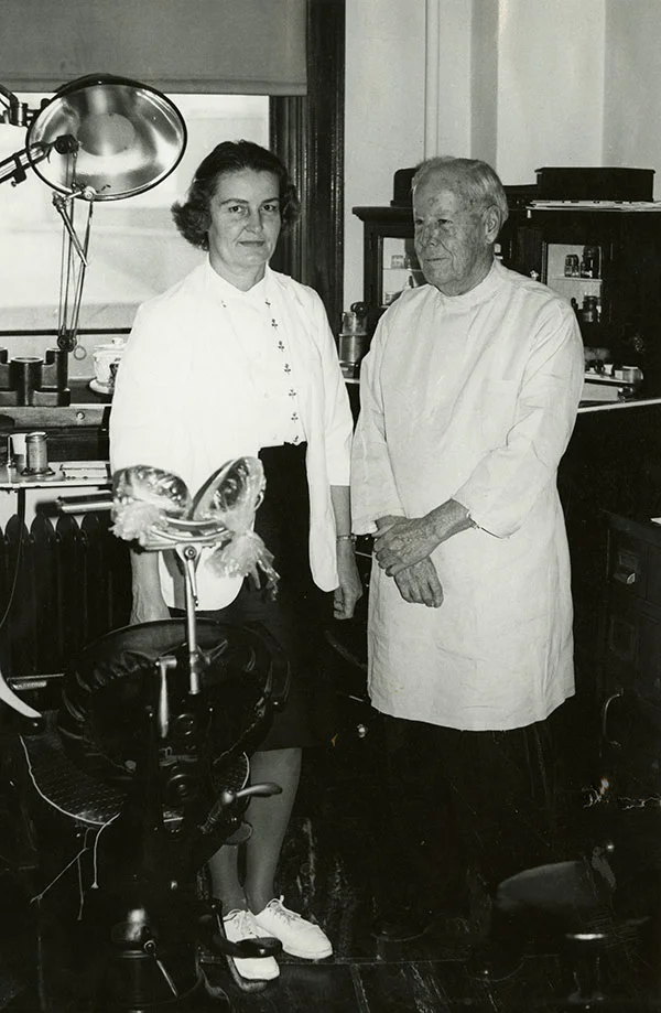 Slocum_with_father_v2.jpg