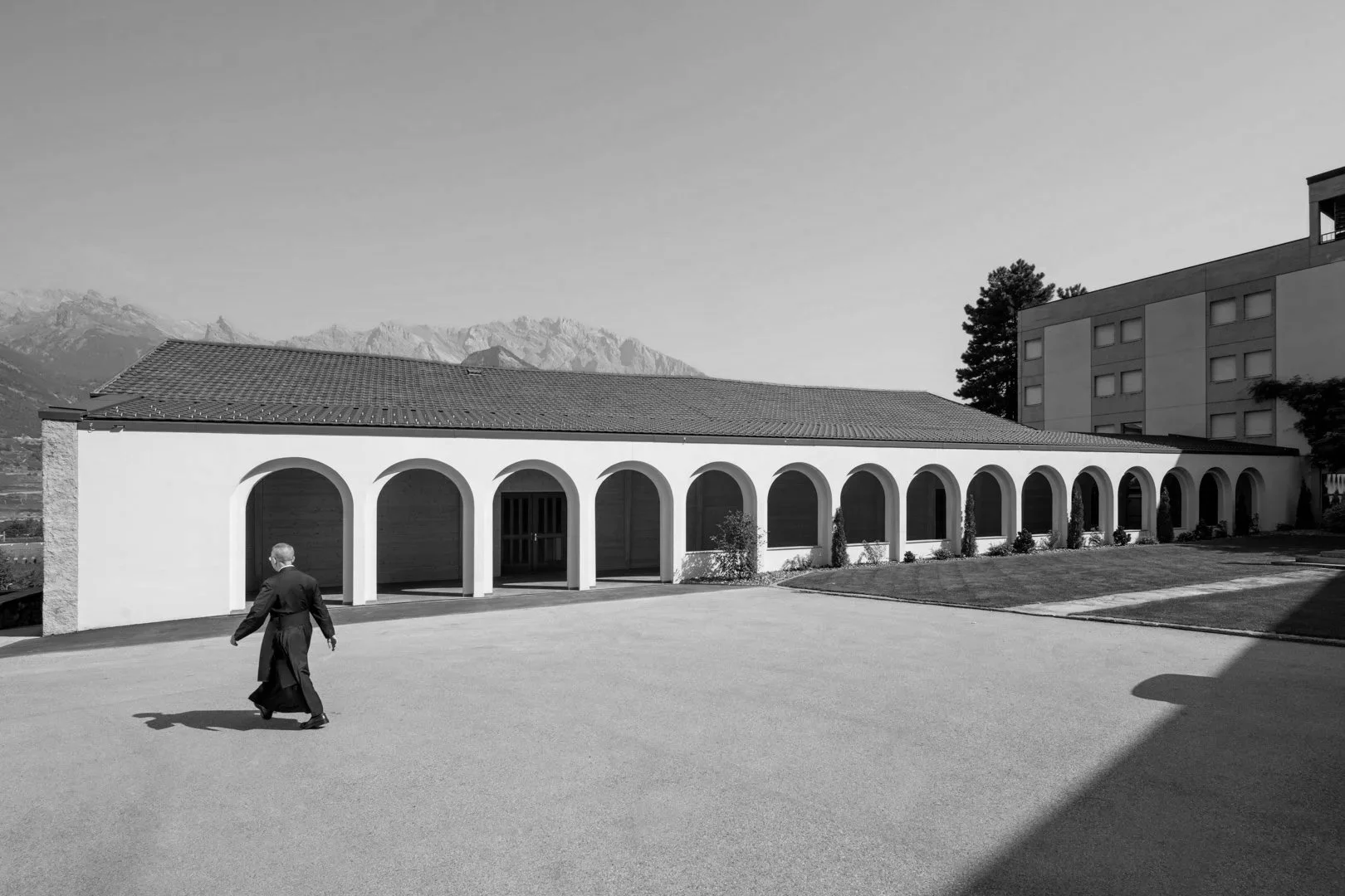 Création d'un cloître</br> <I>Ecône</I>
