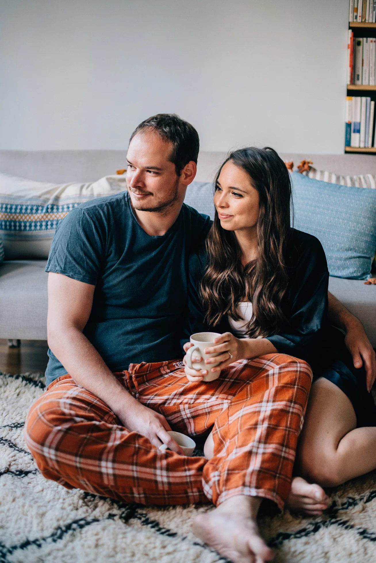 Cozy pajama breakfast engagement shoot in a hip apartment in Paris, France - Sara Monika, Photographer