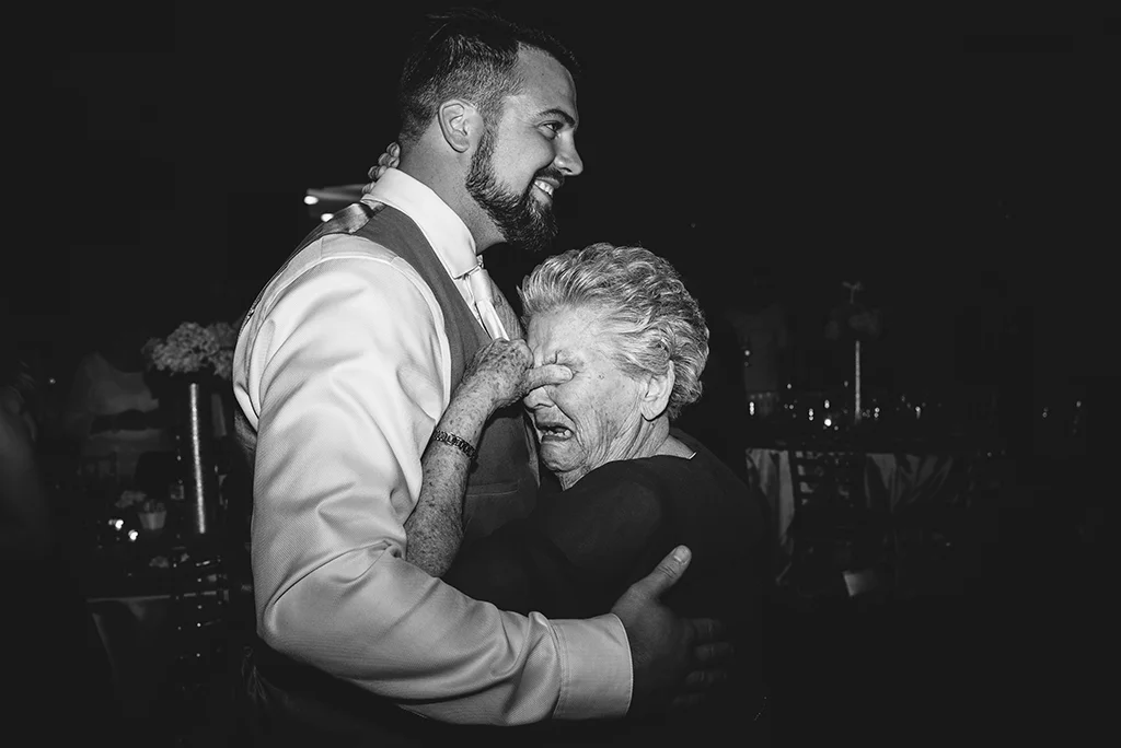 Best-Documentary-Wedding-Photographer-17.jpg