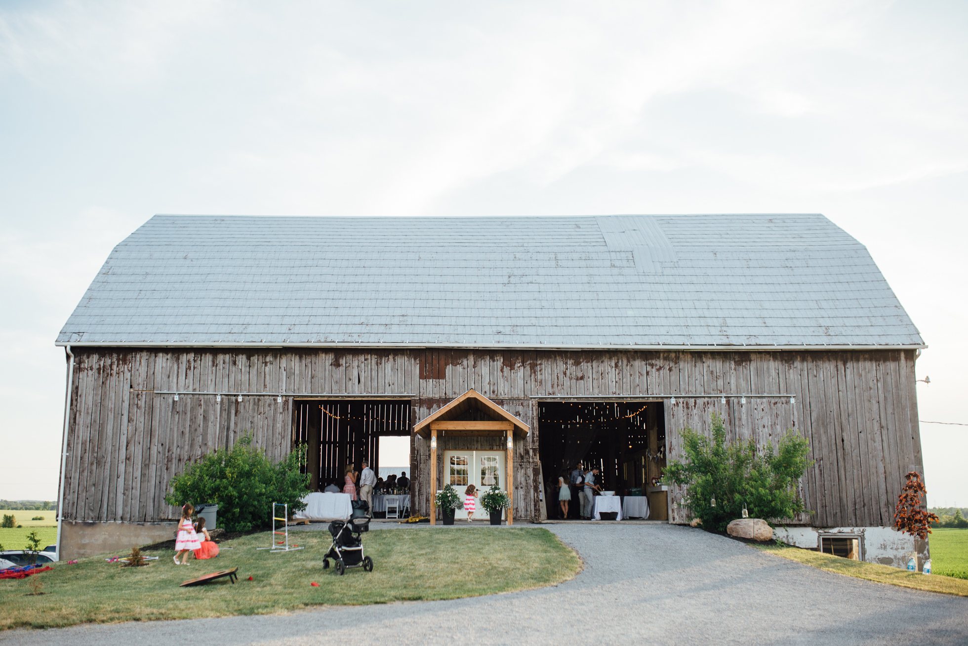 Downswell-Barn-Wedding-Photography-95.jpg
