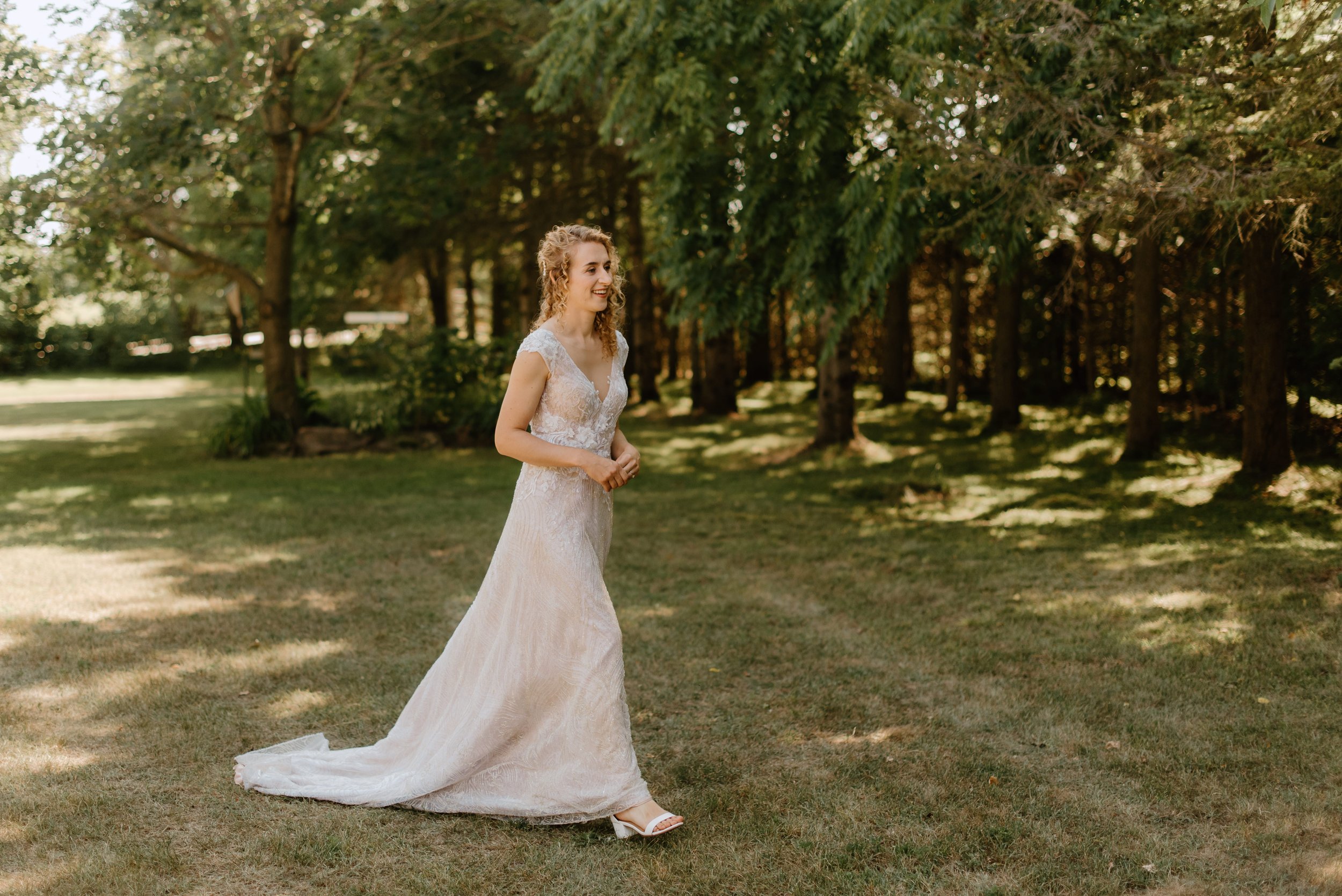 Peaceful Family Farm Wedding in Ontario - Sara Monika (28).jpg