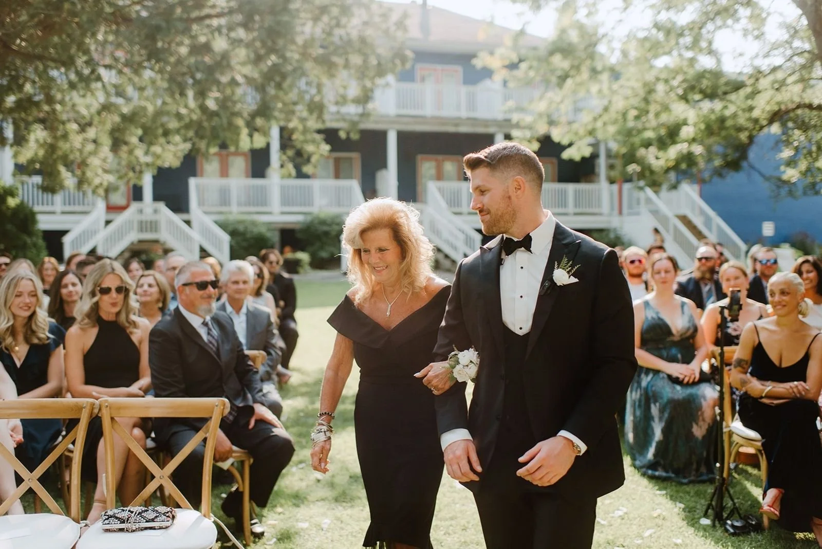 Joyful Bayview Wildwood Wedding – Storytelling wedding photography Ontario.