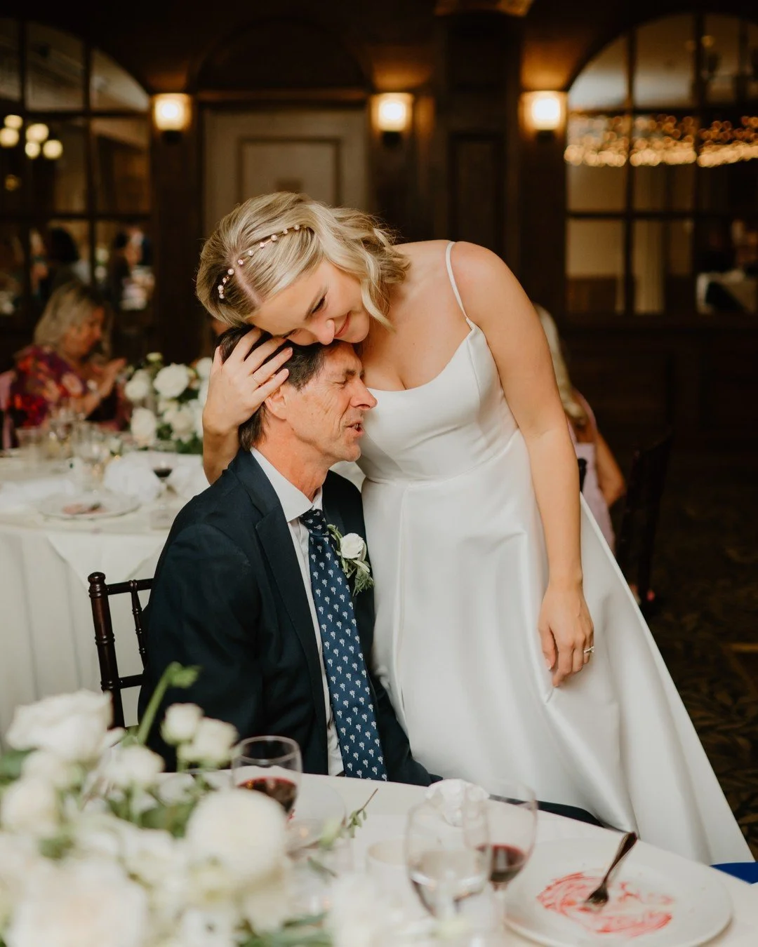 A handful of connecting wedding day moments from Kayla + James's wedding day 💖

Venue @pillarandpostnotl
Florals @bloom_and_co
Makeup @beyondtheskin
Hair @ampsalon
Dress @marileesbridal

#niagaraweddingphotographer #torontoweddingphotographer #pilla