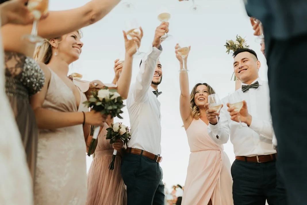 When it&rsquo;s a destination wedding and I&rsquo;m staying till the end, you bet your ass I&rsquo;m gonna have some tequila and document the shenanigans while you and your family + friends live it up!! ☺️🫶🏻😉🍾

I loved every human here! They brou