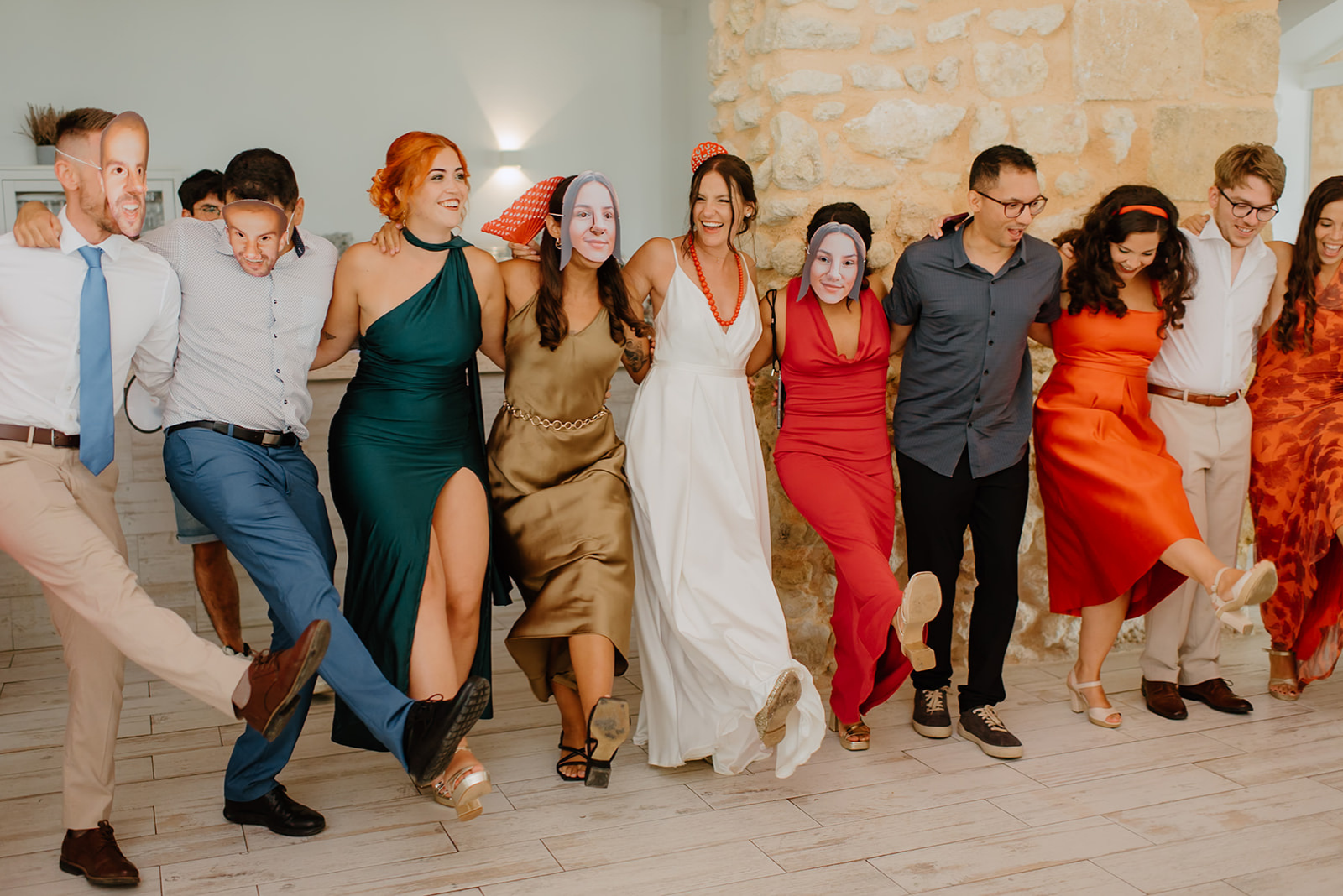 Castell de Barxell Wedding | A Romantic Spanish Countryside Celebration with Zuzanna + Raul – Guests forming a circle around the couple during a Polish folk dance.