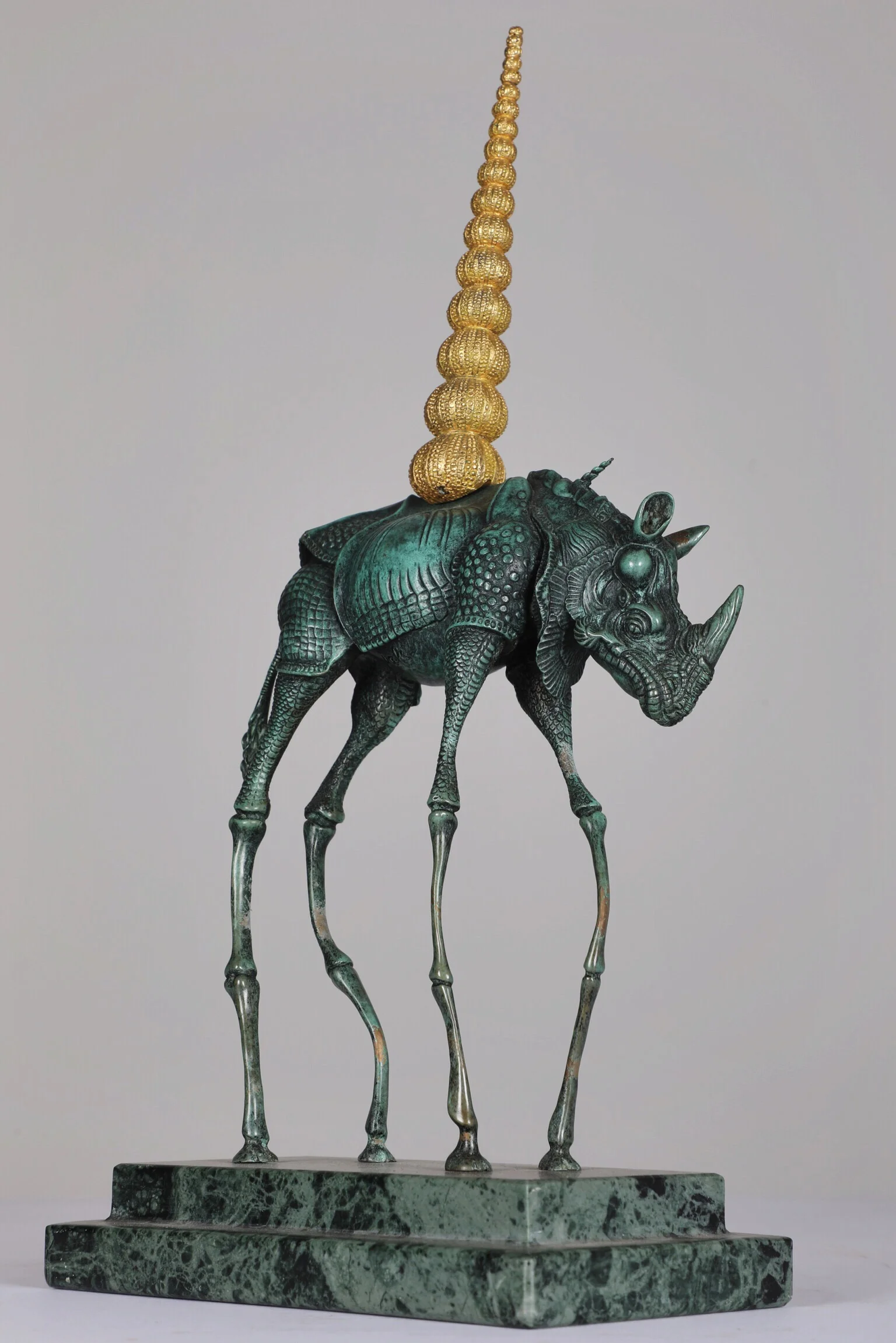 Dali-Rhino cosmique.jpeg