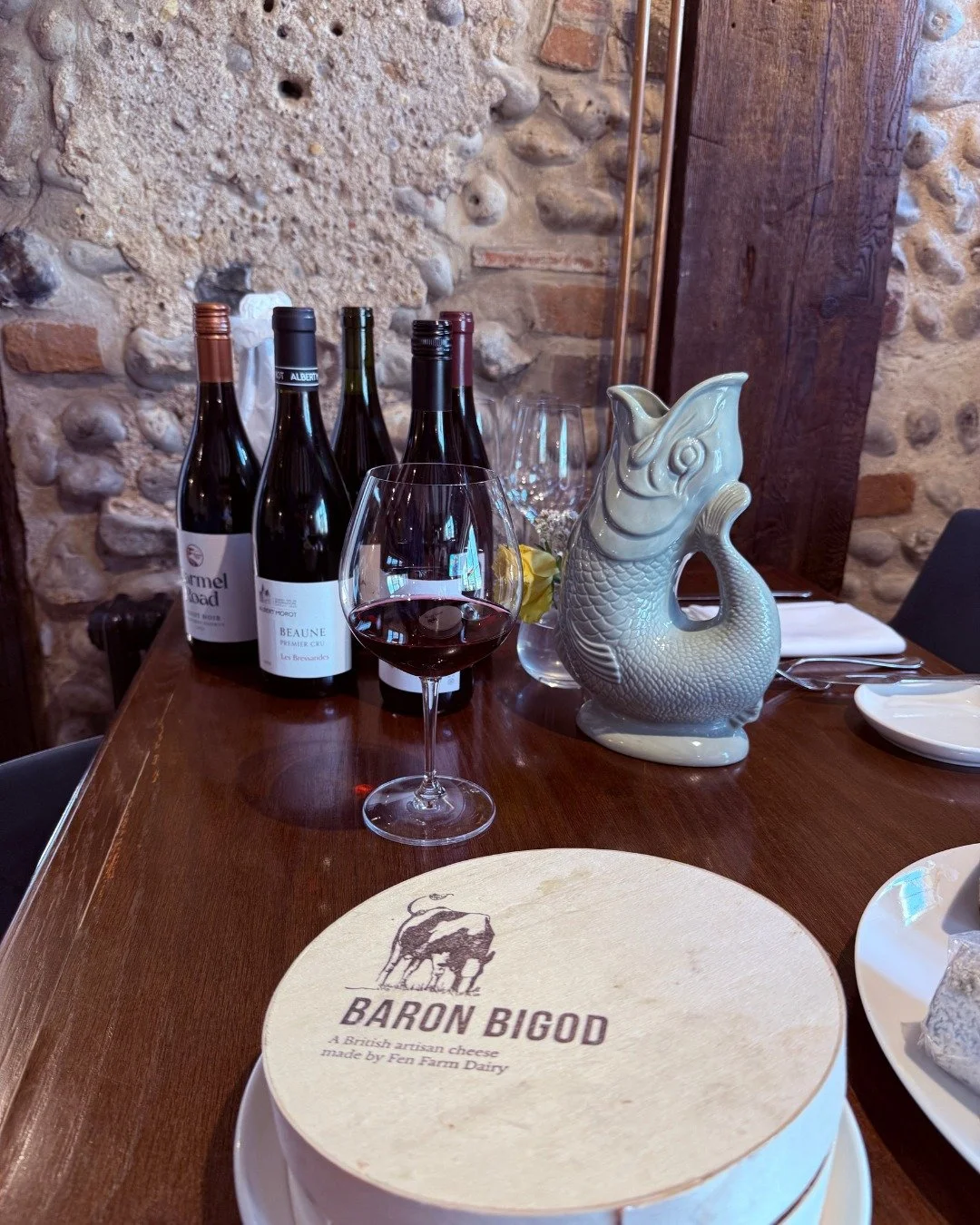 Cheese &amp; Wine | a match made in heaven and perfectly paired by us.

Baron Bigod is handmade at Fen Farm in Bungay. It&rsquo;s a creamy white bloomy-rind cheese with a smooth, silky texture and a rich golden curd that long-lasting flavours of warm