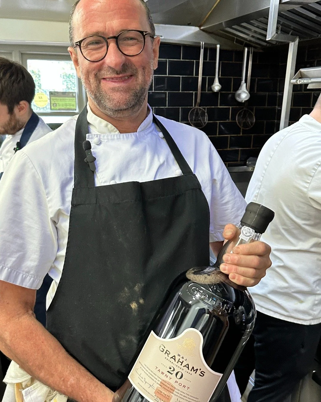 PORT | Let's be having you...

Let us guide you through our port selection and pair it with cheese or chocolate as a final note to your dining experience. 

https://www.theinghamswan.co.uk/port-cheese-chocolate

#relaxedfinedining #3aarosettes #forti