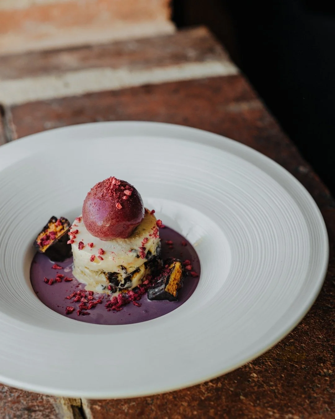 SWAN SUNDAYS // reserve this Sunday 
Tables now available due to extended hours.

We've extended our Sunday hours for all-day dining. 

BOOK BRUNCH
9.30am - 11.30am last table booking

BOOK SUNDAY MENU
12.30pm - 7.30pm last table booking

#michelin #