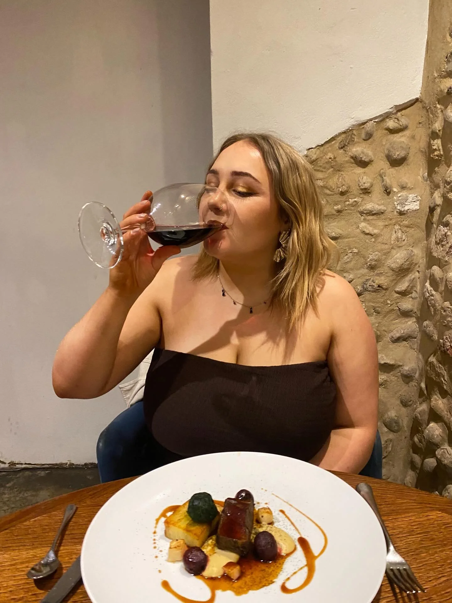 Here's customer Melissa sharing her Stay &amp; Dine experience. Thank you both for choosing The Ingham Swan.

Stay &amp; Dine is our signature dining and overnight package - find out more 👇🏻

https://www.theinghamswan.co.uk/stay-dine-taster-experie