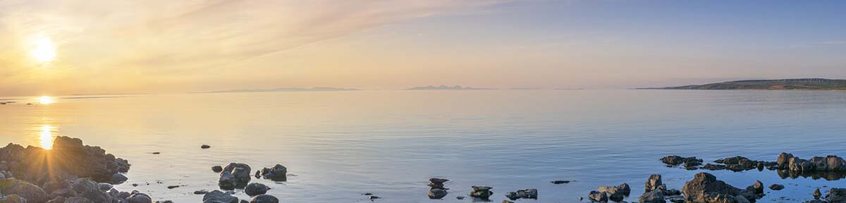 Back_Wall_Seascape_Pano.jpg