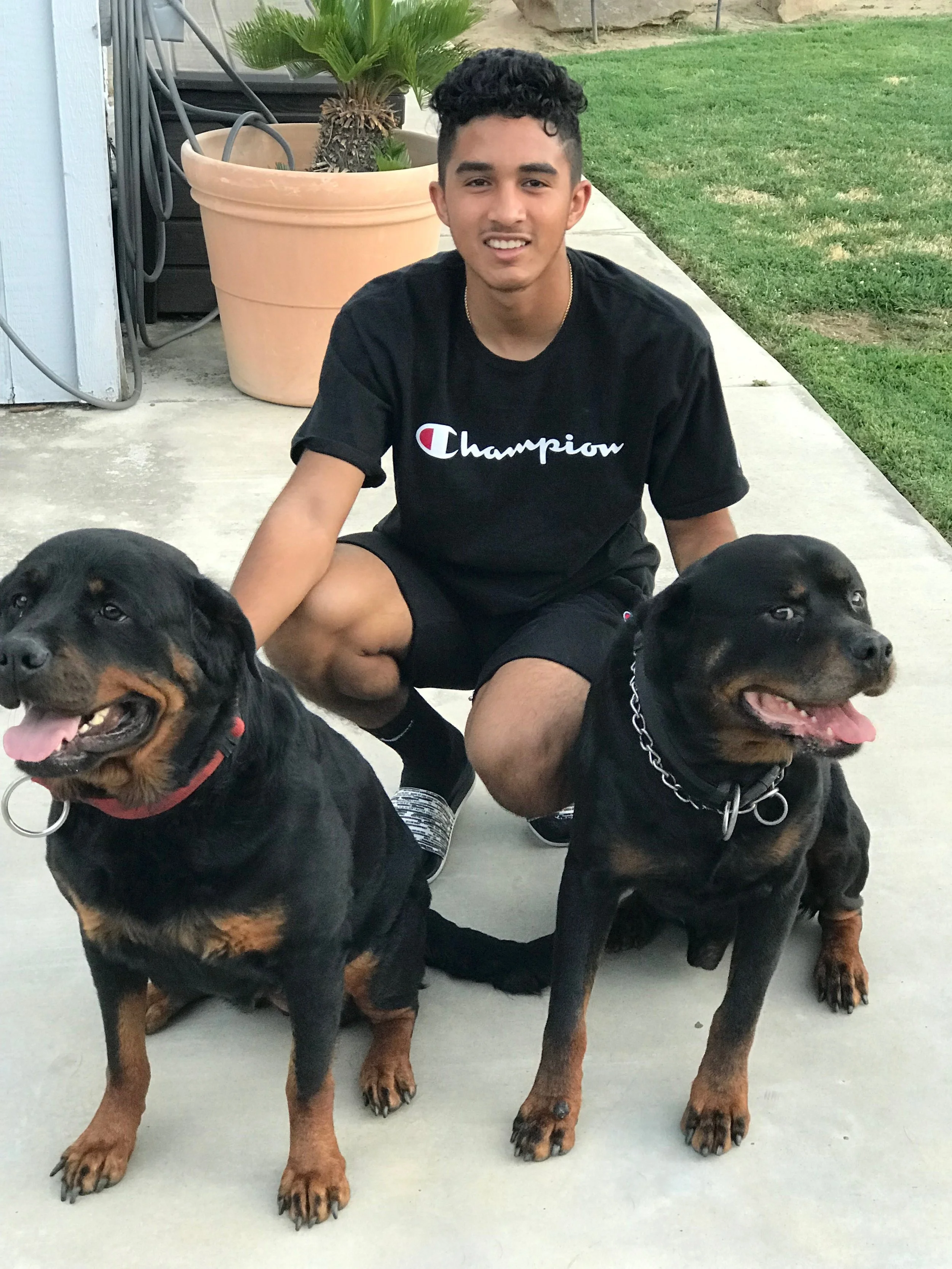 Jaden Gomez I am Jaden Anthony Gomez. I am 16, play football, and run for track. I have four dogs, one brother, and two stepbrothers. I play sports, video games, and I am a junior. I am a student athlete that is in journalism because I like to write and report interesting topics. I also think this class will be interesting because it is new for me. The Warrior Trait that best describes me is balanced because I play multiple sports and still get my schoolwork done with good grades.