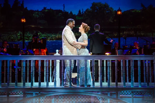 xtn-500_05-normlewis,,jessiemueller,,andthekennedycenteroperahouseorchestra_photobyjeremydaniel.jpg.pagespeed.ic.ak3NSdvCIc.jpg