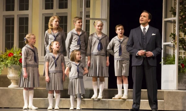 tn-500_17_the_sound_of_music_lyr140424_4199_ctodd_rosenberg.jpg
