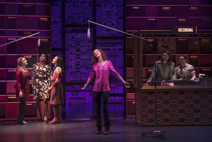 beautiful-esther-hannaford-as-carole-king-and-company-2017-sydney.jpg