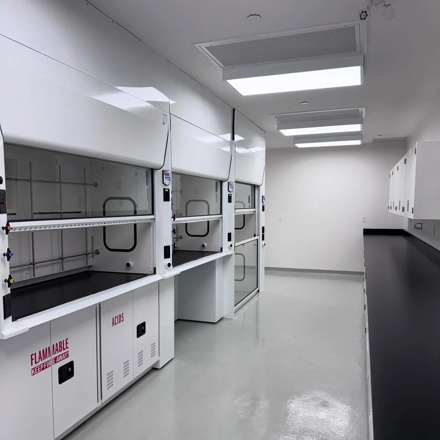 While we do a lot of retail and commercial interior work, did you know that GAMA Construction has also been doing technical lab builds for over 20 years? #itsscience #generalcontractor #canada #gc #institutional #commercialconstruction #labconstructi